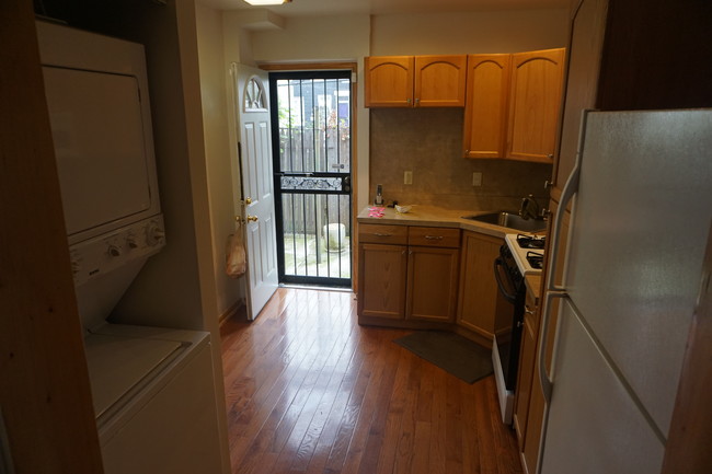 Photo - 2631 W Gordon St Townhome