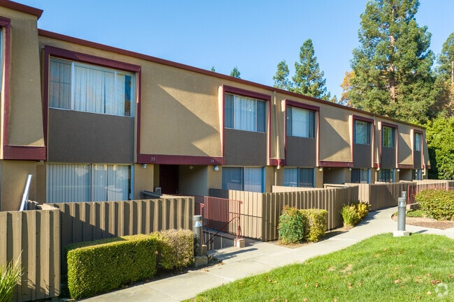Santa Maria Apartments
