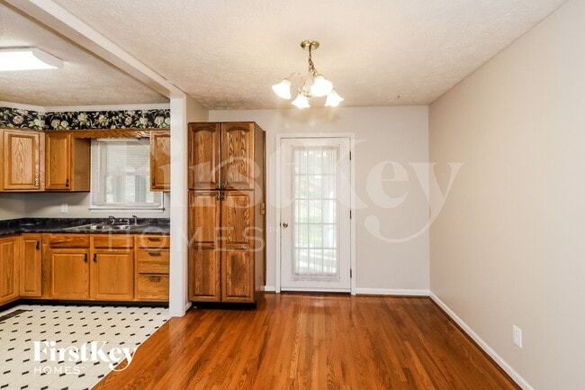 Photo - 2333 Donnie Lee Dr