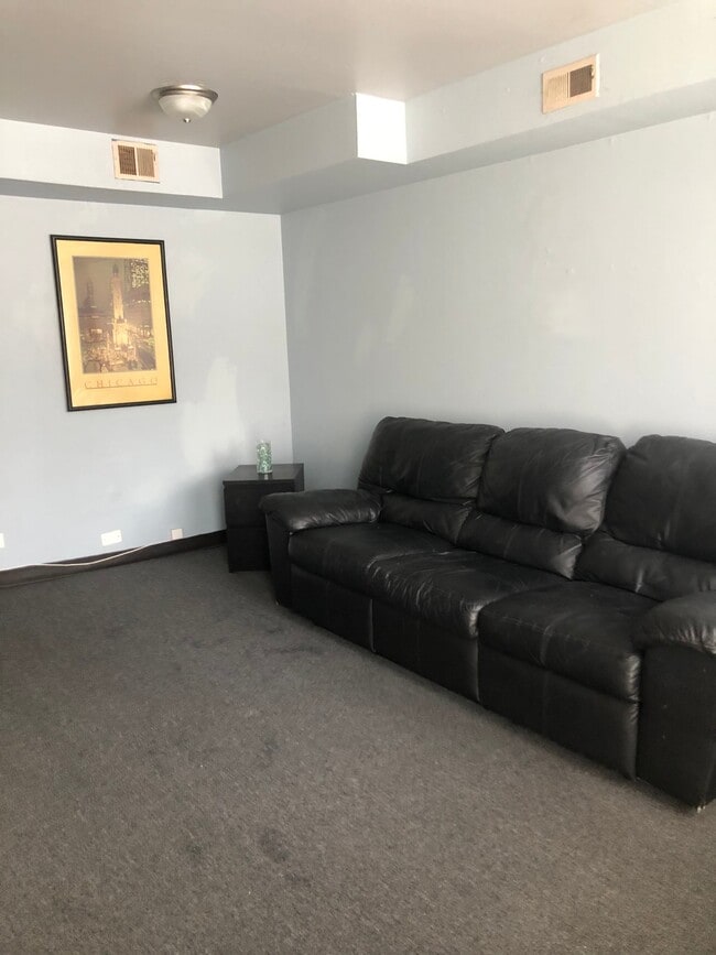 Photo - 100 Vana Dr Unit 0