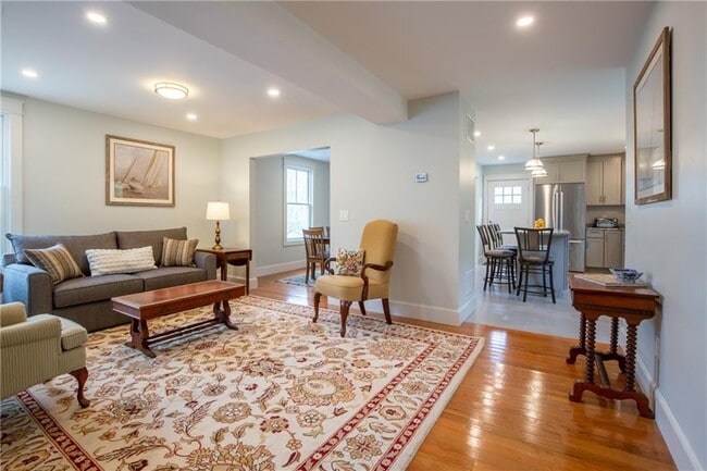 5 Gillies Ct