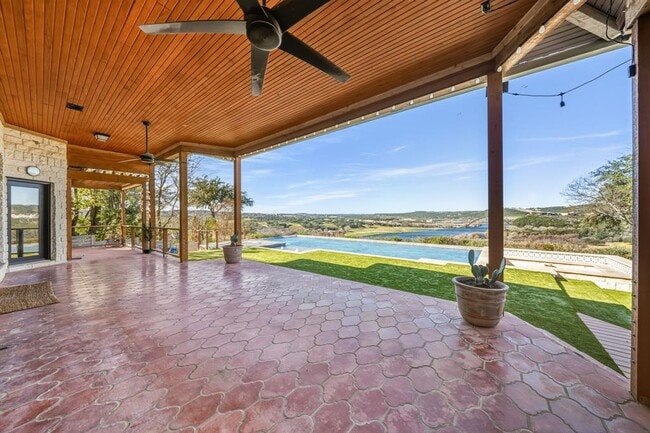 Building Photo - 5836 Westslope Dr