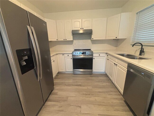 Photo - 1138 51st Ave N