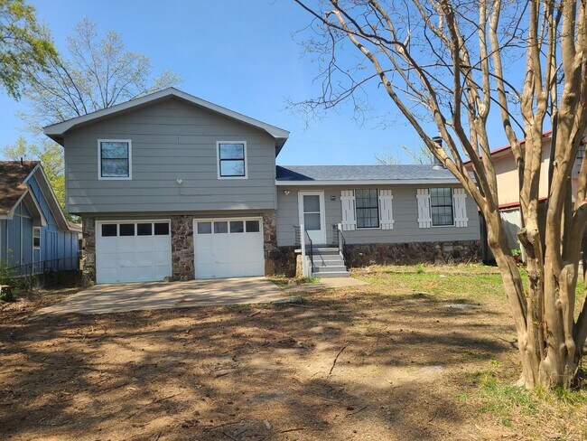 Photo - QUESTIONS PLEASE CONTACT LANCE GARNER 501-912-6020