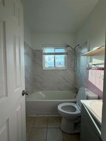 Photo - 321 La Salle Dr