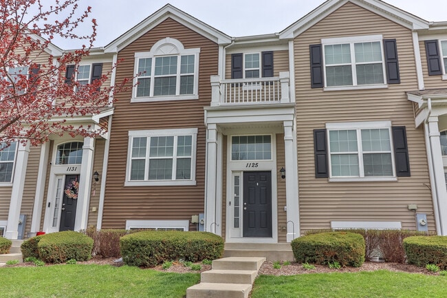 Building Photo - 1125 Alta Vista Dr