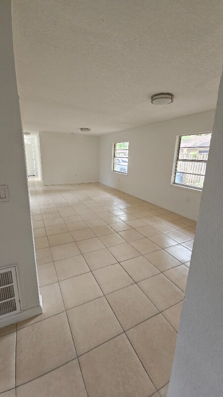 Photo - 10009 N Lantana Ave