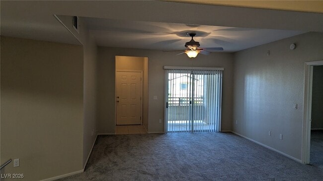 Photo - 2291 W Horizon Ridge Pkwy Unidad 1202