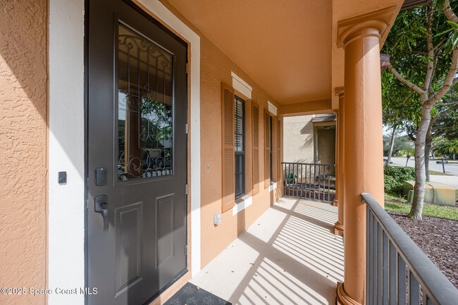 Photo - 2842 Glenridge Cir