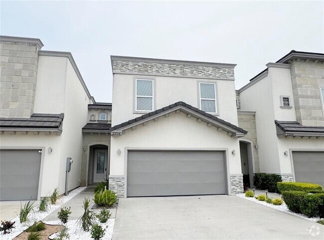 Building Photo - 2316 Corales St Rental
