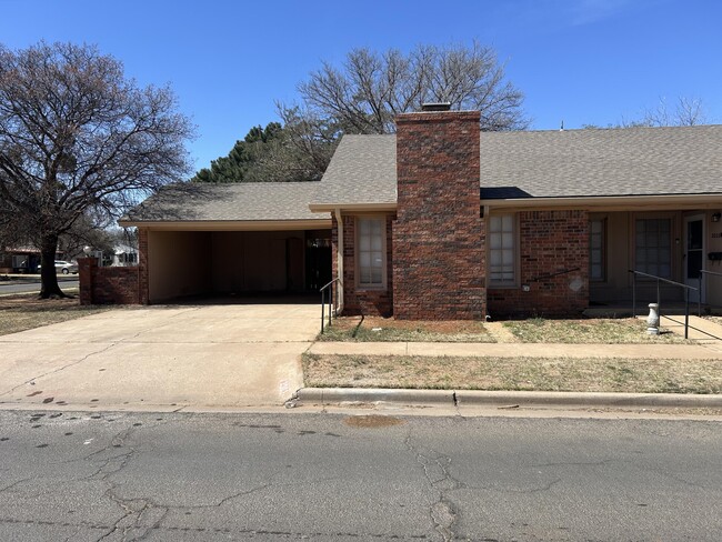 Photo - 2202 32nd St Townhome