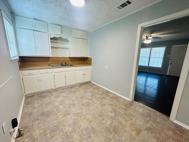 Photo - 2 Bedroom Home in Heart of Texas