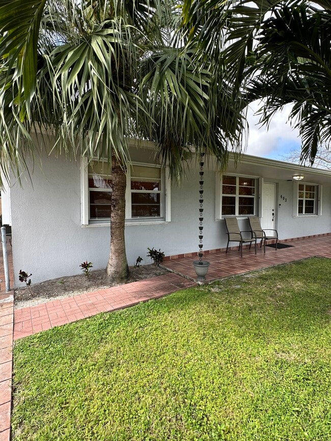Photo - 403 SW 78th Pl