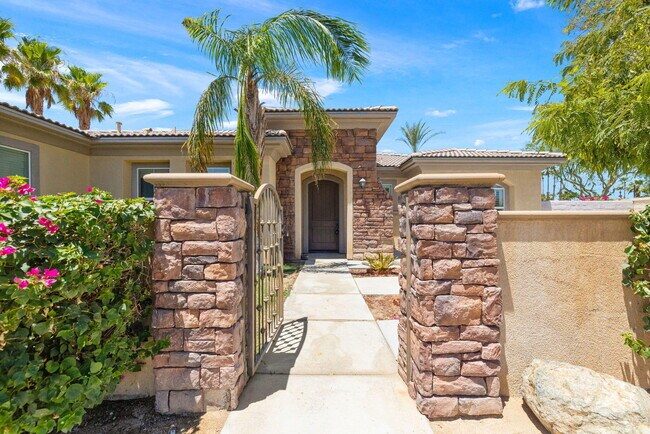 Photo - 145 Bellini Way