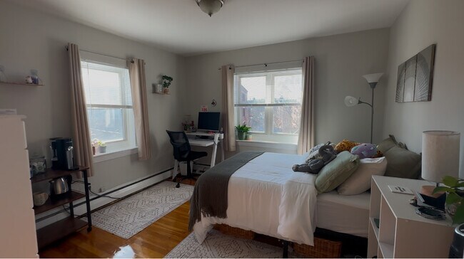 Photo - 195 Saint Botolph St Unit 1