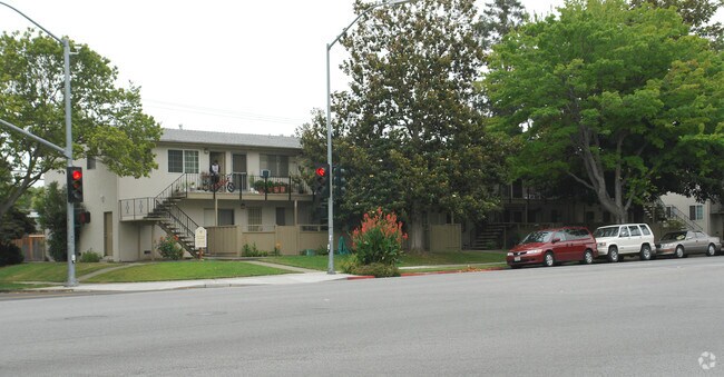 Westgate Living - Westgate Living Apartments