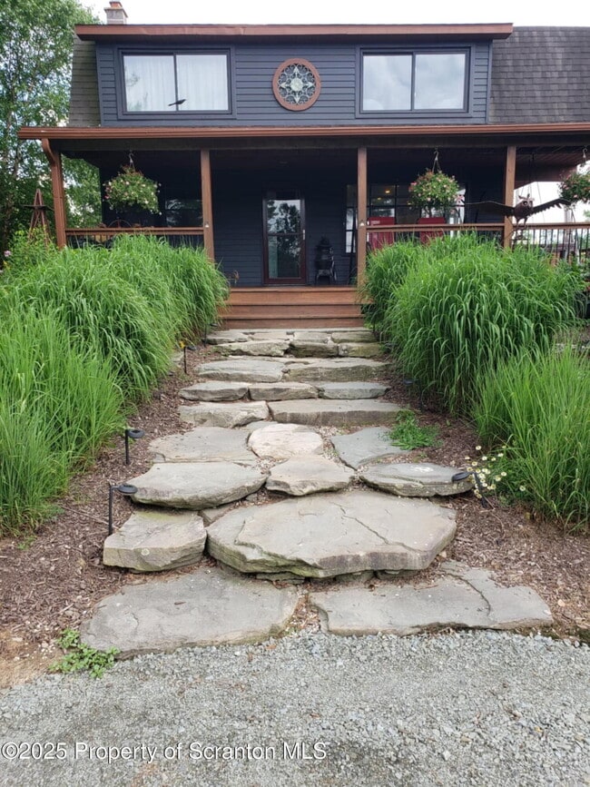 Photo - 2129 Bethany Turnpike