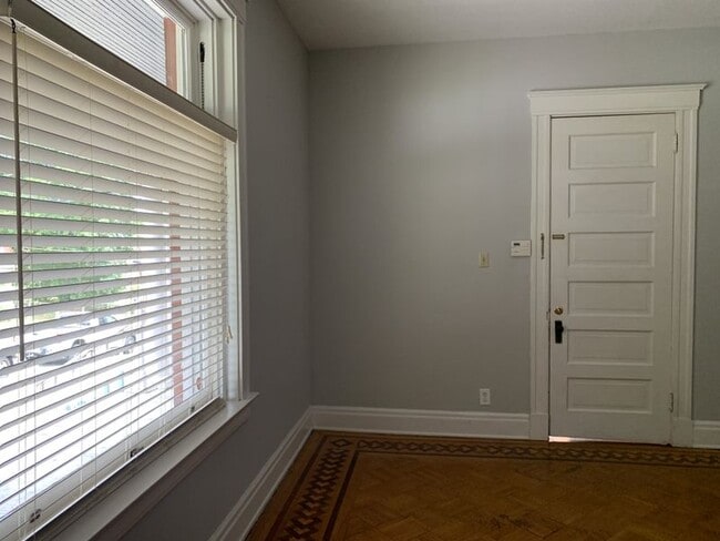 Photo - 287 McCormick Plz Unit 1