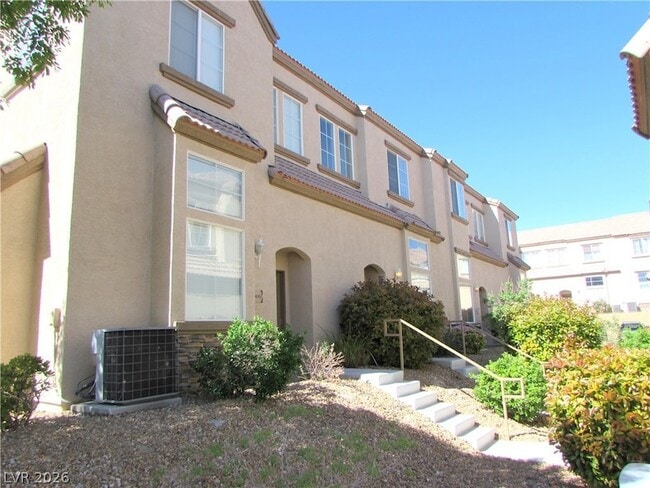 Building Photo - 8404 Tiger Woods Ave