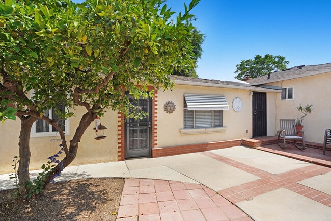 Private patio - 1426 15th St Unit B