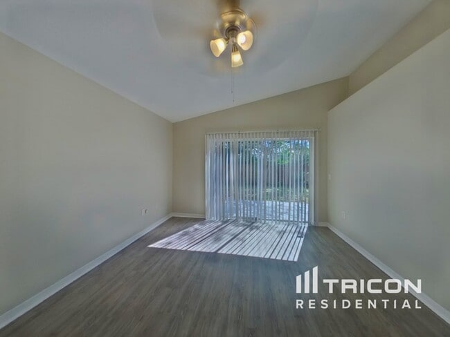 Photo - 22210 Bell Harbor Dr