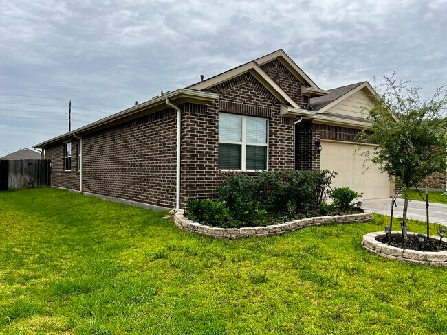 5443 Redwood Summit Ln