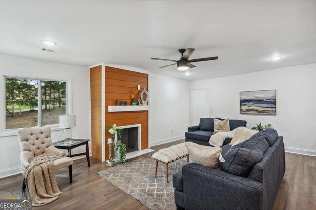 Photo - 1650 Joseph E. Boone Blvd NW