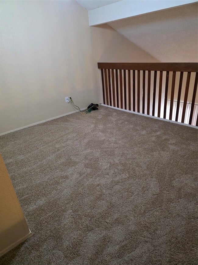 Photo - 13033 Wirevine Ln