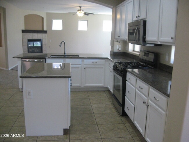 Photo - 12616 W Blackstone Ln
