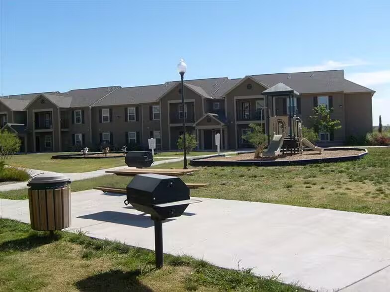 Photo - Valley Creek Apartments