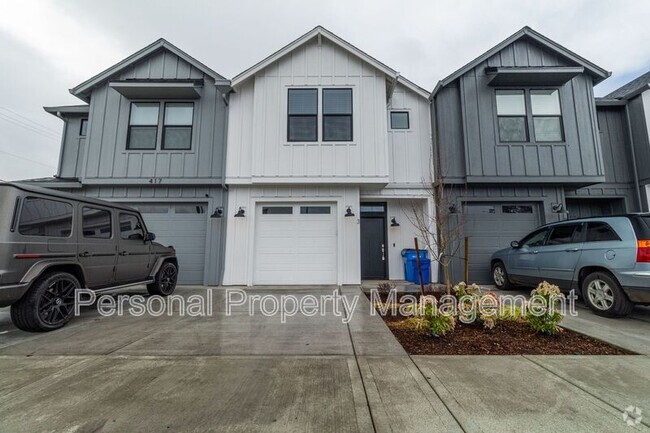 Building Photo - 417 NE Repass Rd Rental
