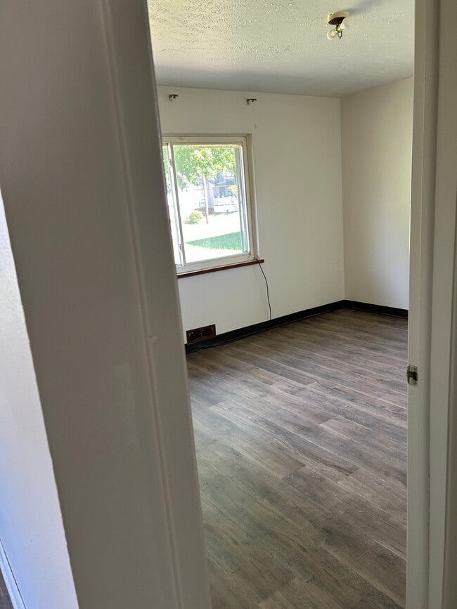 Photo - 11260 Westborough Rd