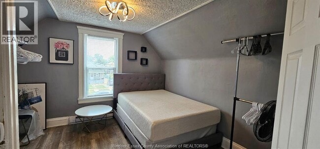 Photo - 1141 Howard Ave