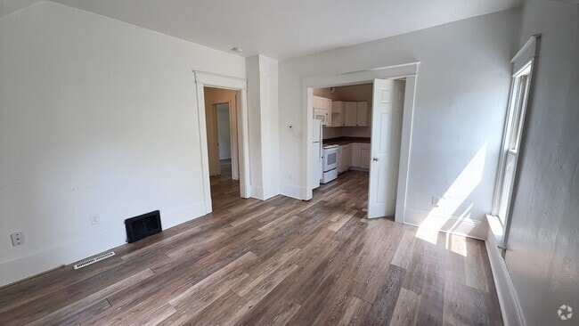 Building Photo - 540 Wausau Rd Unit Upper Rental