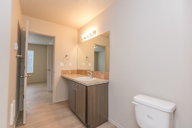 Yamhill Firs Apartments