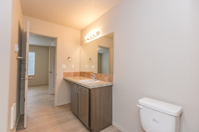 Photo - Yamhill Firs Apartments