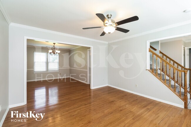 Photo - 1302 Sweetgum Ln