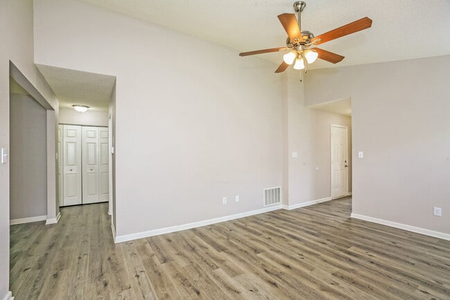 Photo - 5614 Sweet River Dr