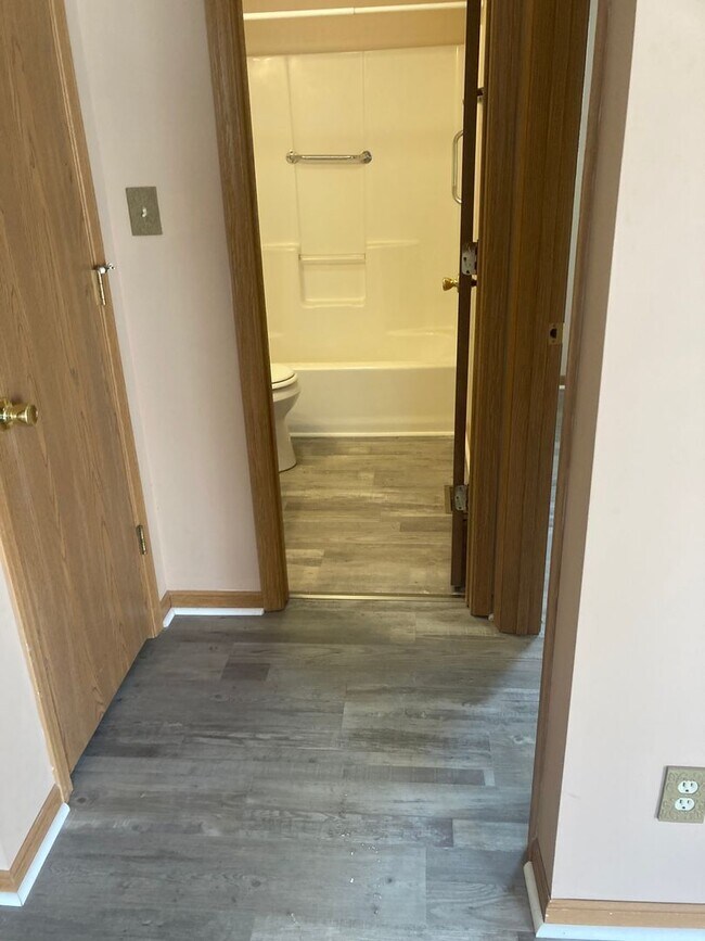 Photo - 509 Tuttle Ave Unit 509A Tuttle Avenue