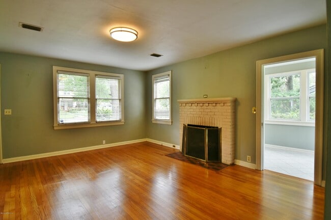 Photo - 2929 Arapahoe Ave