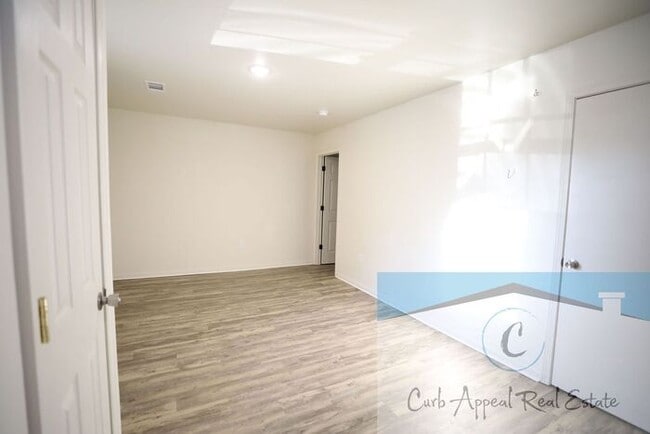 Photo - 1-bed, 1-bath apt - HUD accepted