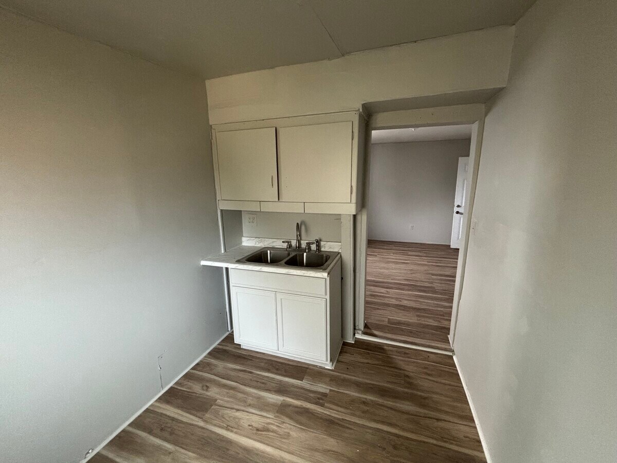 Photo - 14 E 6th Ave Unidad 4