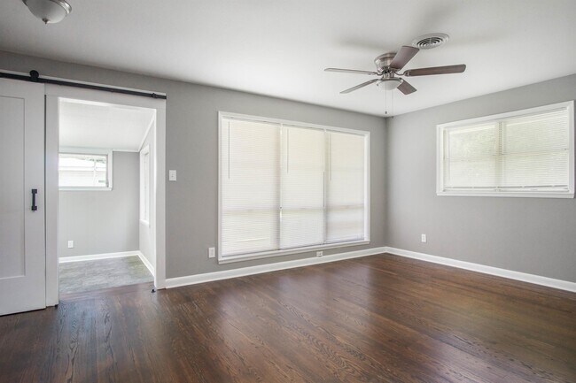 1005 Woodbine Rd