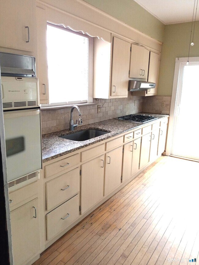 Photo - 103 Hillside Ave