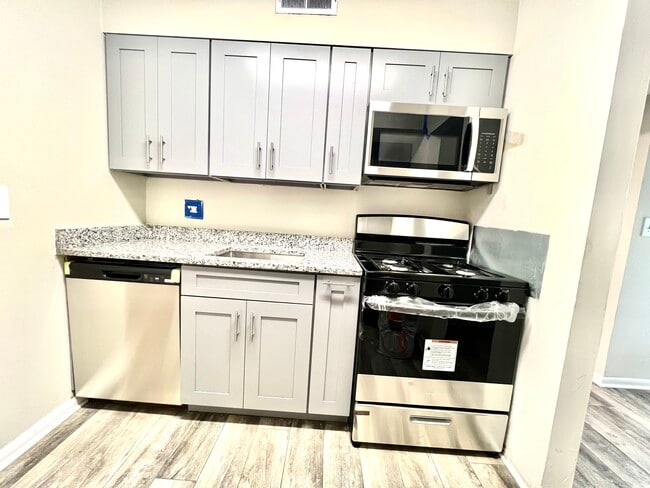 Photo - 6091 Majors Ln Unit 2