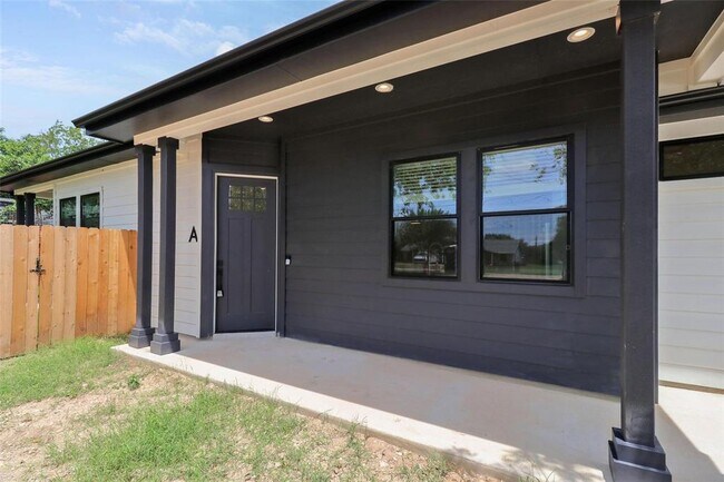 Photo - 200 W Goforth Rd Unidad 1