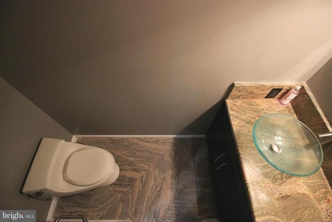 Photo - 5918 Edson Ln