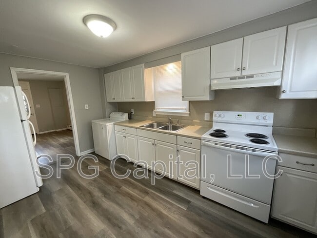 Photo - 401 E Neff Ave