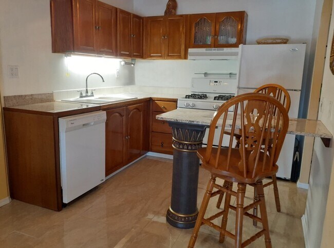 Photo - 475 Atkinson Dr Unit Atkinson Plaza