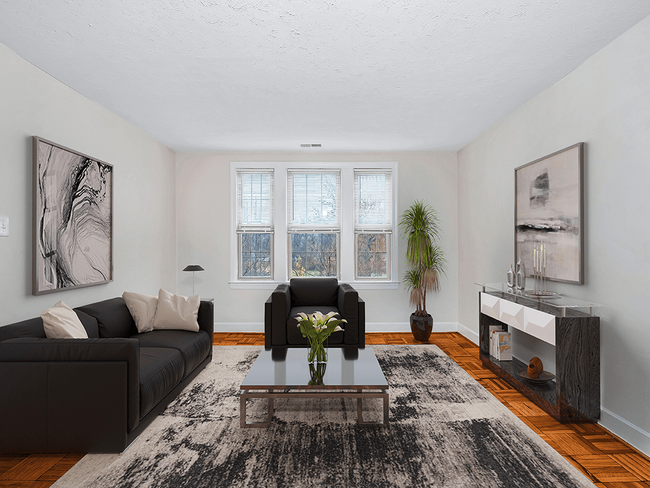 Building Photo - River East-Oxon Run Rental